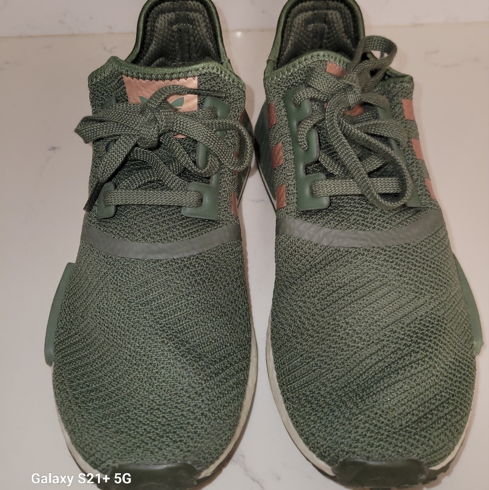 Women adidas sneakers